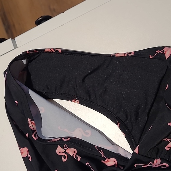 Forever 21 One Piece Swimsuit 1X - Picture 5 of 9